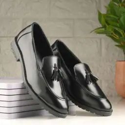 Men Round-Toe Slip-On Shoes-image-18