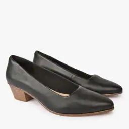 Textured Leather Pumps-25