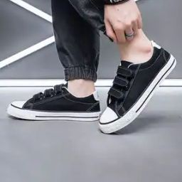 Men Low-Top Slip-On Shoes-image-57