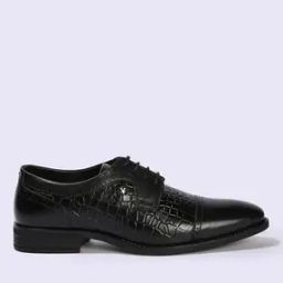 Men Croc-Embossed Low-Top Oxford Shoes-image-30