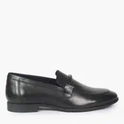 Men Low-Top Slip-On Shoes-image-94