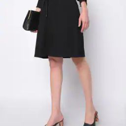 Mid-Rise A-line Skirt with Pockets-image-6
