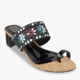 Women Embellished Chunky-Heeled Sandals-image-88