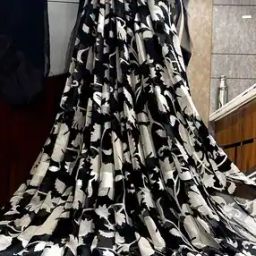 Women Floral Print Georgette Saree-picture-50
