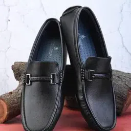 Men Round-Toe Slip-On Loafers with Metal Accent-image-57