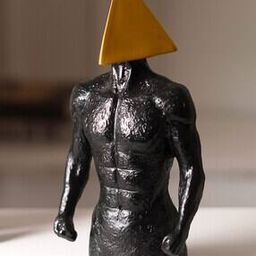 Resin Marvel Triangle Grace Showpiece-24