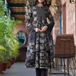 Women Floral Print Anarkali Kurta Set-image-20