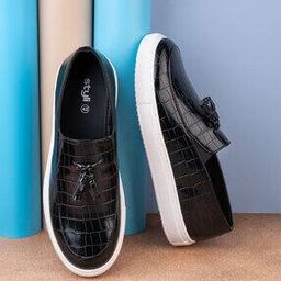 Men Crocodile Embossed Slip On Loafers-image-76