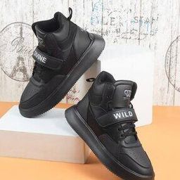 Men Round-Toe Lightweight Memory Foam Lace-Up Sneakers-image-1