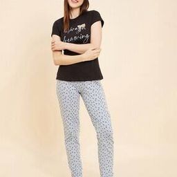 Women Typographic Print Round-Neck T-Shirt & Pyjama Set-image-12