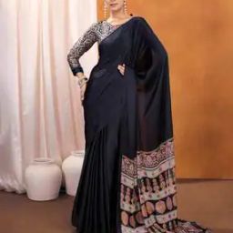 Saree with Contrast Pallu-image-16