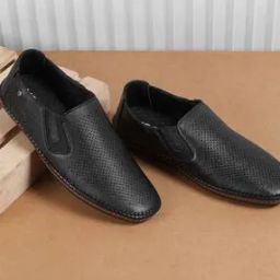 Men Slip-On Casual Shoes-image-21