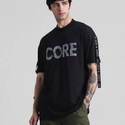 Men Typographic Print Boxy Fit Crew-Neck T-Shirt-image-80