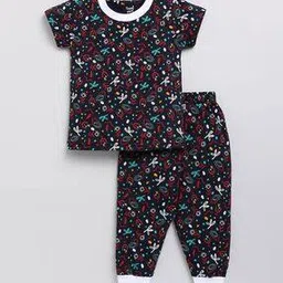 Printed T-Shirt & Joggers Set-picture-15