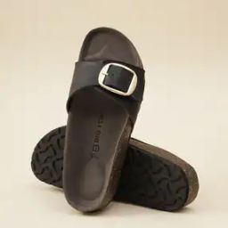 Women Flat Sandals with Synthetic Upper-46