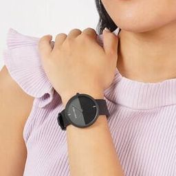 Women Round Dial Analogue Watch -image-59