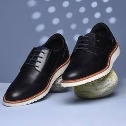 Men Low-Top Lace-Up Shoes -image-81