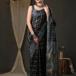 Checked Saree with Contrast Border-picture-20