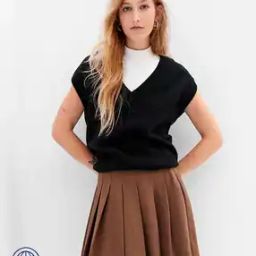 V-Neck Sleeveless Pullover-image-57