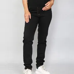 High-Rise Relaxed Jeans-picture-14
