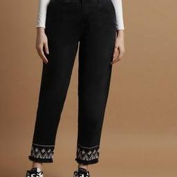 Women Embroidered Regular Fit Jeans-image-63