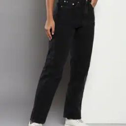Women Lightly Washed Straight Jeans-image-26