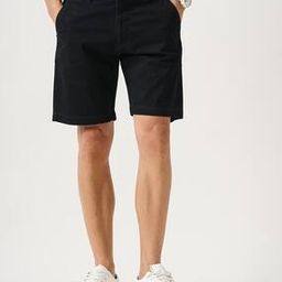 Men Low-Rise Slim Fit City Shorts-image-1