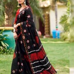 Women Ethnic Motif Design Pom-Pom Cotton Saree-image-4