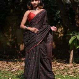 Floral Print Saree with Thin Border-picture-2