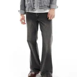 Mid-Wash Flared Jeans-image-38