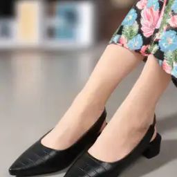 Women Checked Pointed-Toe Pumps-picture-16
