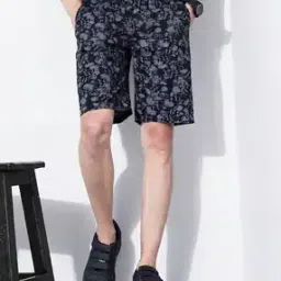 Skull Print Flat-Front Shorts-picture-22
