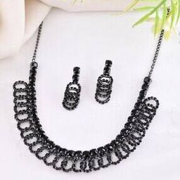 Women Circular Stone-Studded Necklace & Earrings Set-image-19