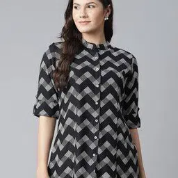 divena Geometric Print Roll-Up Sleeves Top-picture-9
