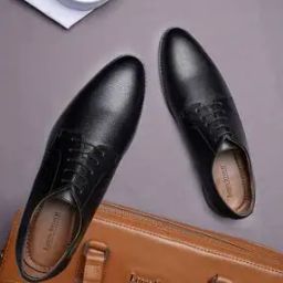 Men Plain-Toe Heeled Derbys-image-11