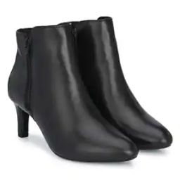 Ankle-Length Boots with Zip Closure-37