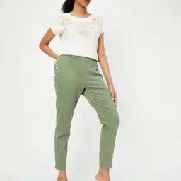 Relaxed Fit Flat-Front Knit Trousers-image-5