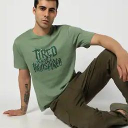 Men Typographic Print Regular Fit Crew-Neck T-Shirt-image-8