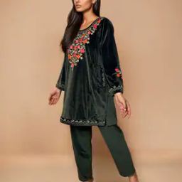 Women Floral Suit Set-image-2