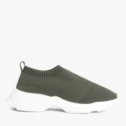 Men Mid-Top Slip-On Sneakers-image-91