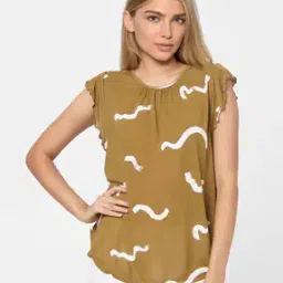 Pine Crew-Neck T-shirt with Flared Sleeve-image-11