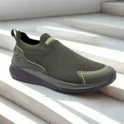Men Knitted Slip-On Sneakers-image-40