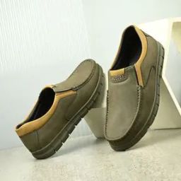 Men Round-Toe Slip-On Loafers-37