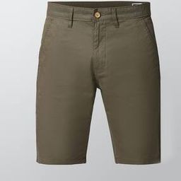 Men Mid-Rise Regular Fit Shorts with Insert Pockets-picture-0