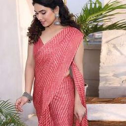 Women Leheriya Print Saree with Tassels-image-29