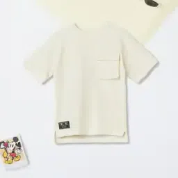 max Stylised Fit Cotton Round-Neck T-Shirt with Flap Pocket-picture-6