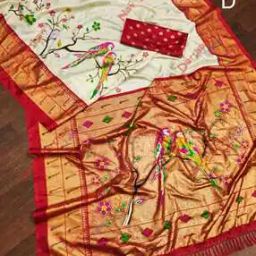 Women Woven Saree with Contrast Border-image-93