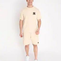 Men Typographic Print T-Shirt with Shorts-picture-0