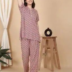 Women Geometric Print Top & Pyjamas Set-image-2