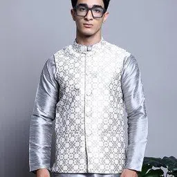 Sleeveless Nehru jacket with Insert Pocket-image-71